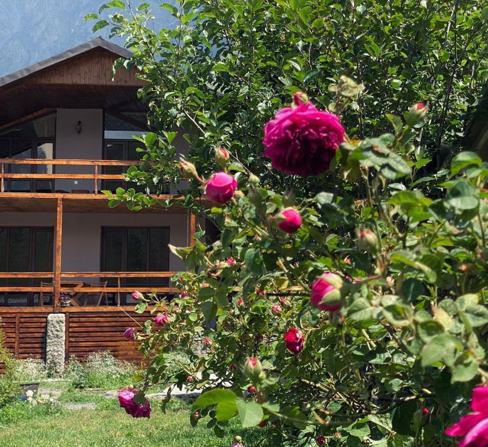 Cottage Kesane Kazbegi Exteriör bild